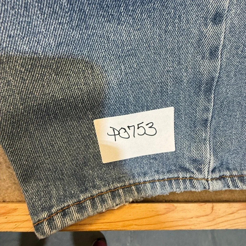 Levis 550 Relaxed Fit Mens Jeans 31x34 Medium Wash Blue Denim Straight Leg Pants